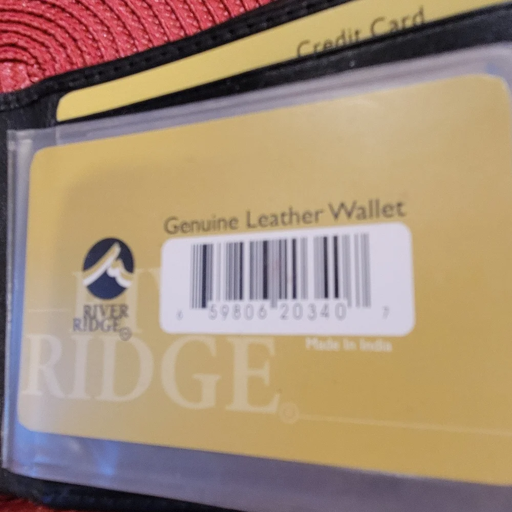💳NWT~RIVER RIDGE GENUINE LEATHER WALLET